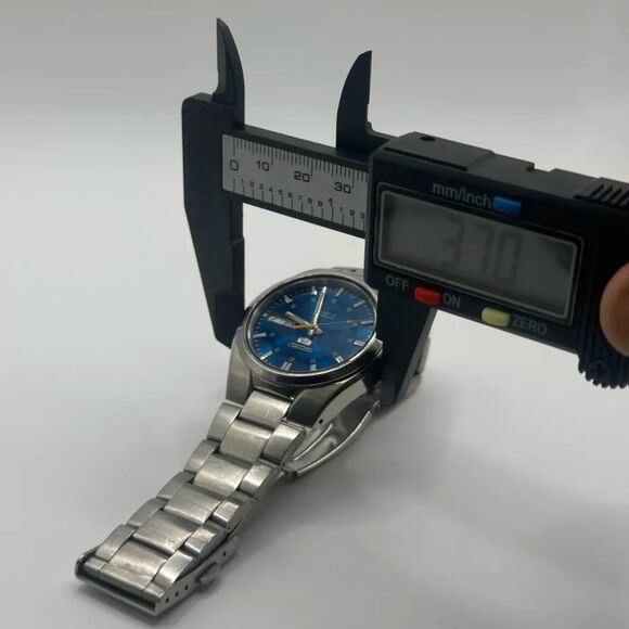 Seiko 5 Automatic 12 Jewels 37MM Skeleton Backcase Wristwatch 7S26-02F0 - Picture 7 of 7